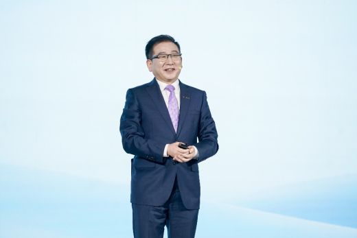 bet356体育天生优雅 智行致远 星ES增程正式全球上市售1528万元起(图15)